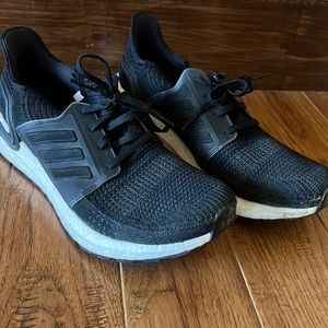 Adidia Boost
